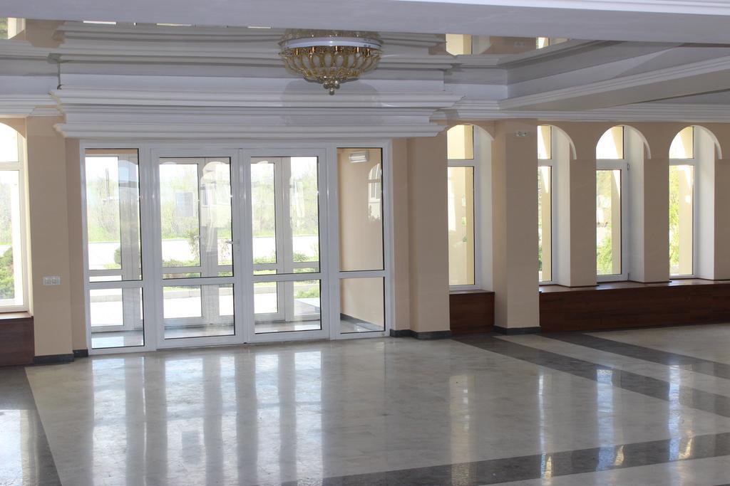 Hotel Promenad Zatoka Ngoại thất bức ảnh