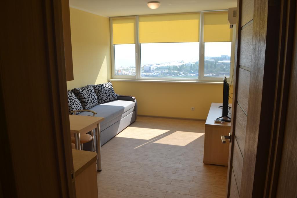 Hotel Promenad Zatoka Ngoại thất bức ảnh