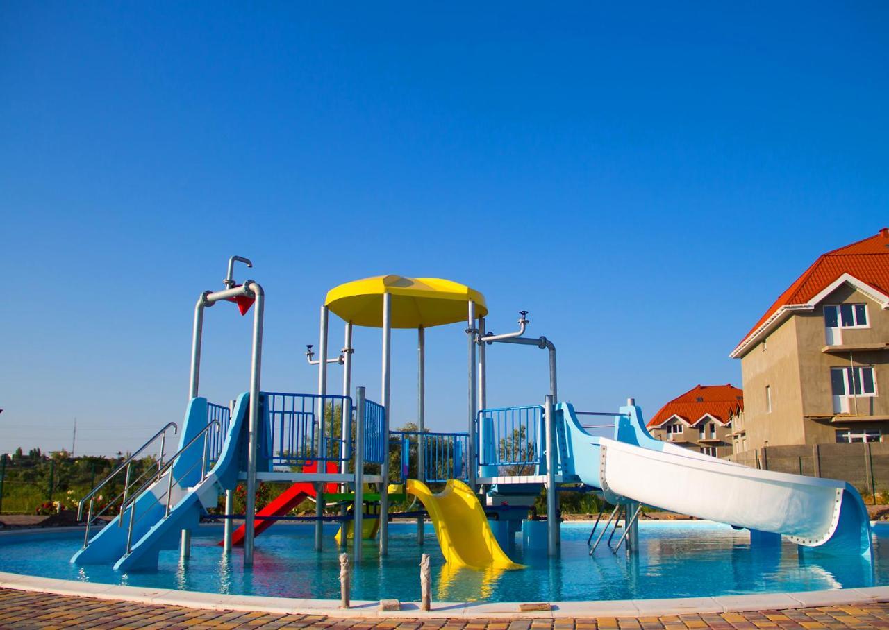 Hotel Promenad Zatoka Ngoại thất bức ảnh