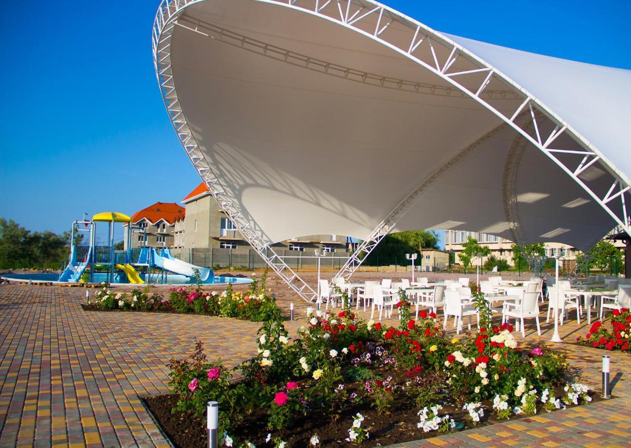 Hotel Promenad Zatoka Ngoại thất bức ảnh