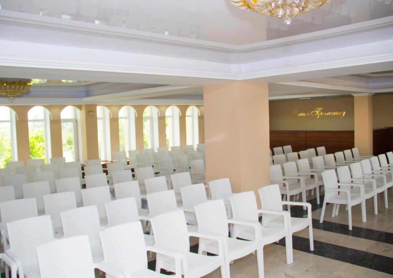 Hotel Promenad Zatoka Ngoại thất bức ảnh