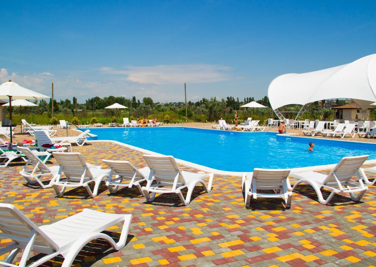 Hotel Promenad Zatoka Ngoại thất bức ảnh
