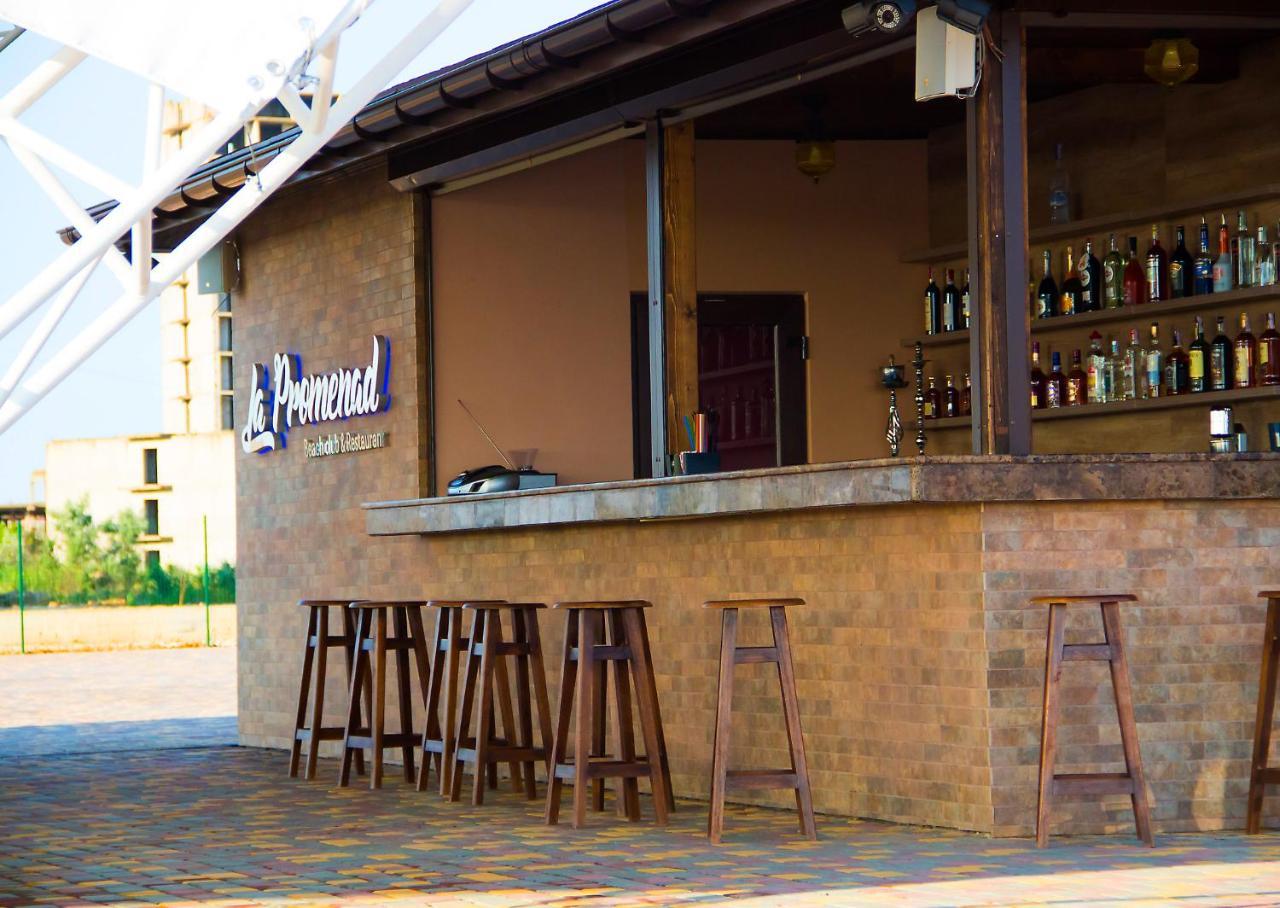 Hotel Promenad Zatoka Ngoại thất bức ảnh