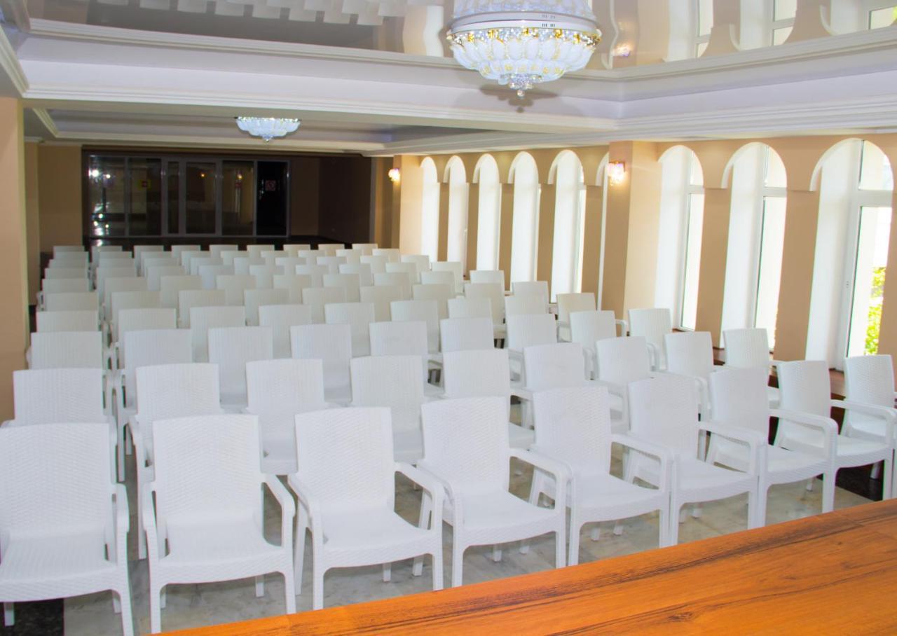 Hotel Promenad Zatoka Ngoại thất bức ảnh
