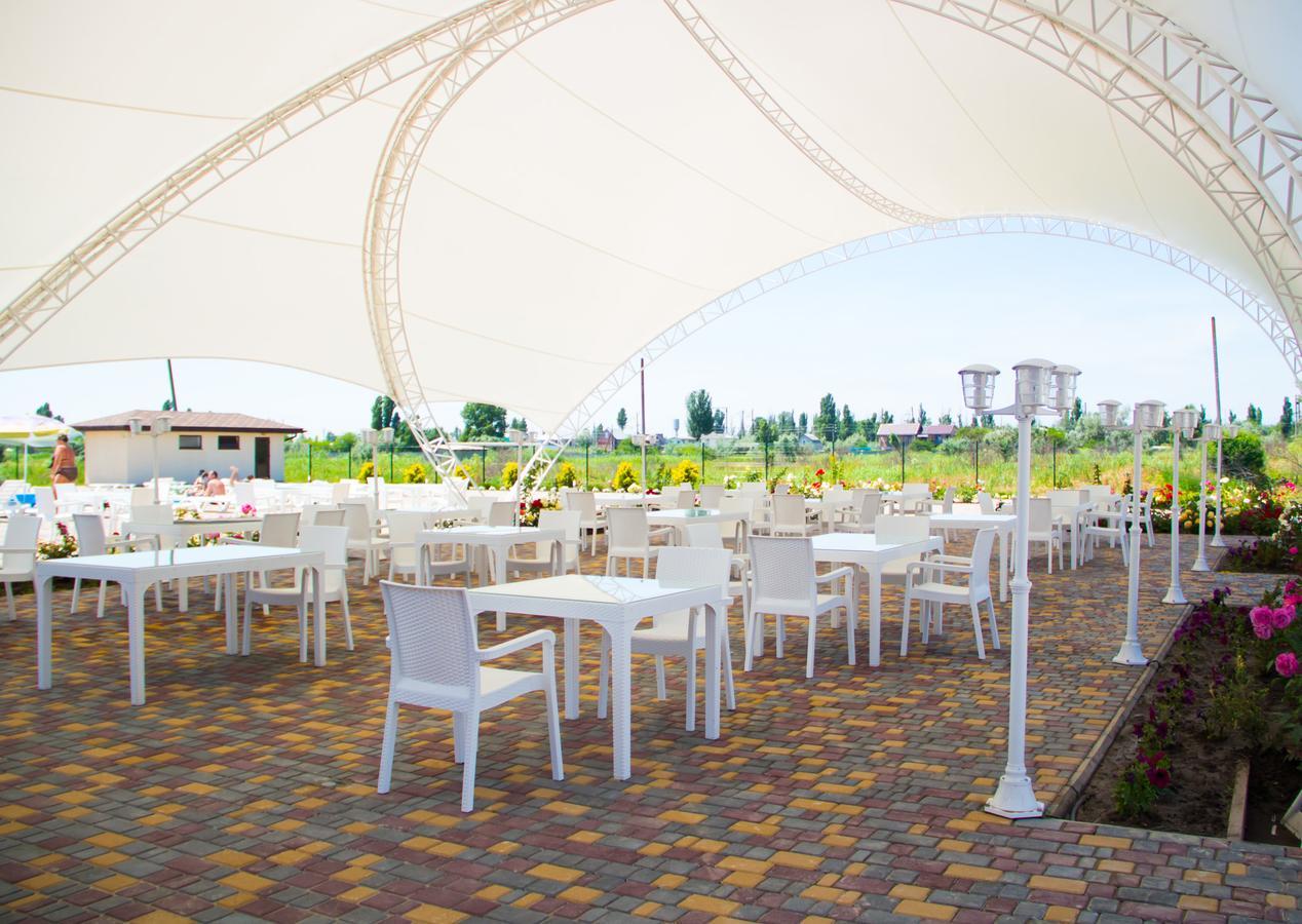 Hotel Promenad Zatoka Ngoại thất bức ảnh